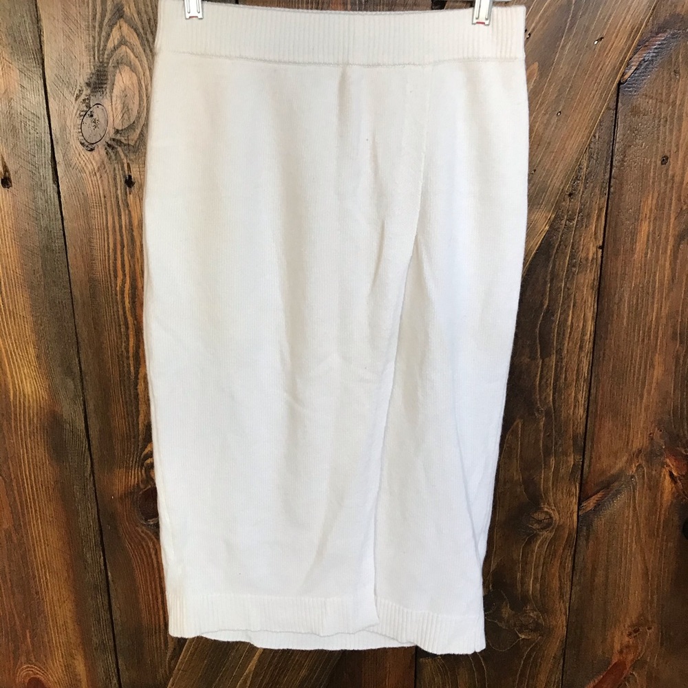 Banana republic yarn skirt